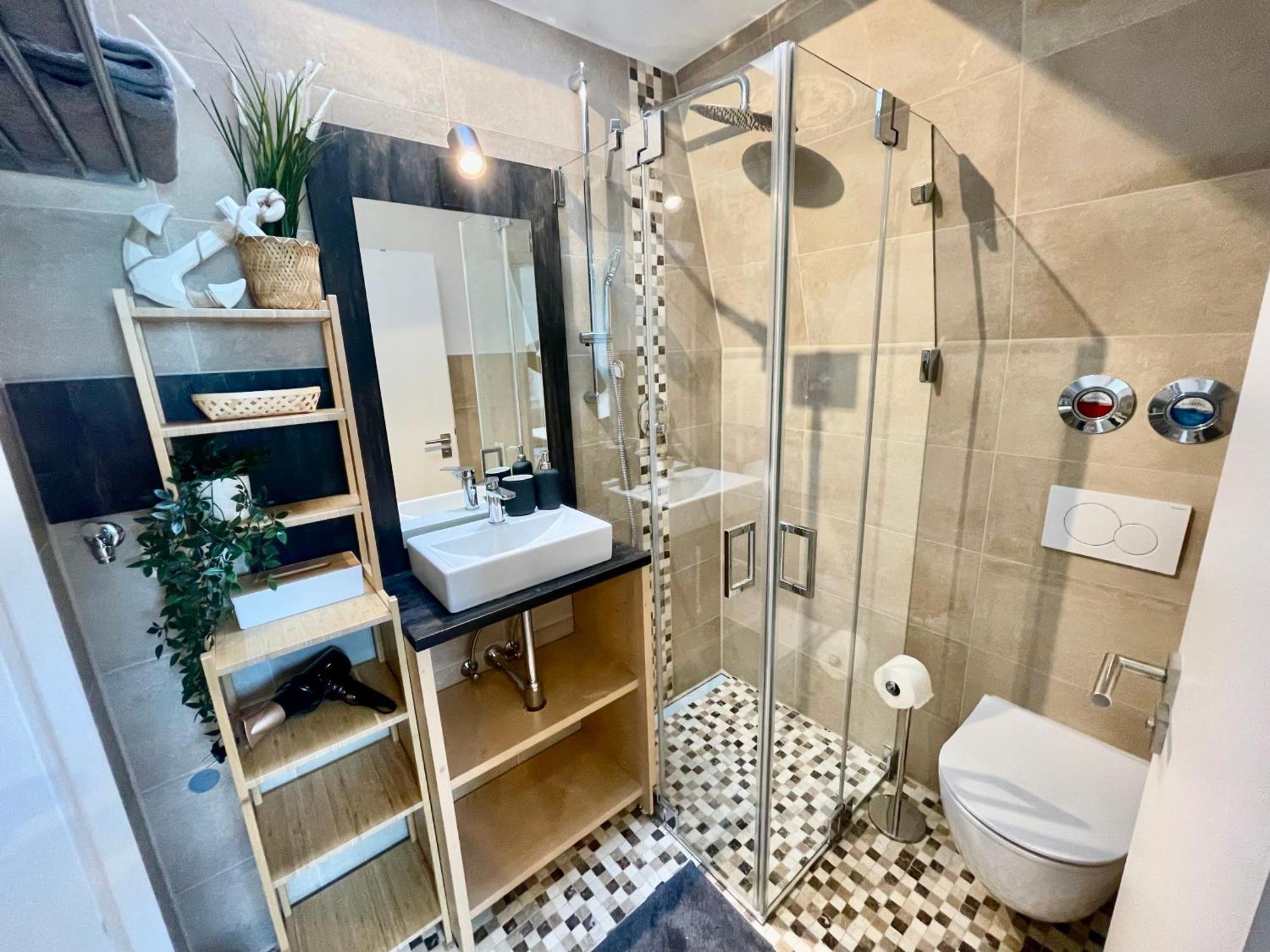 Casarina - Gemuetliches Apartment Im Zentrum เอาก์สเบิร์ก ภายนอก รูปภาพ